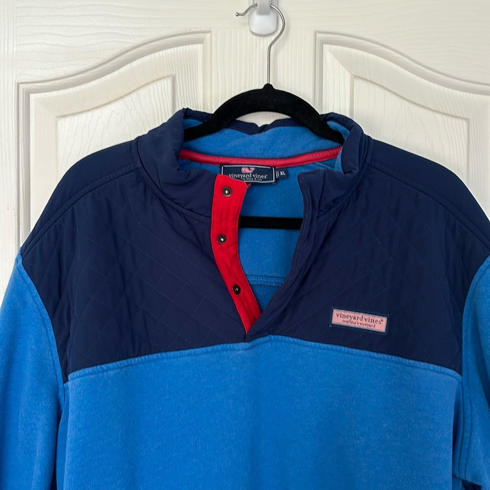 Vineyard Vines quarter zip sweatshirt